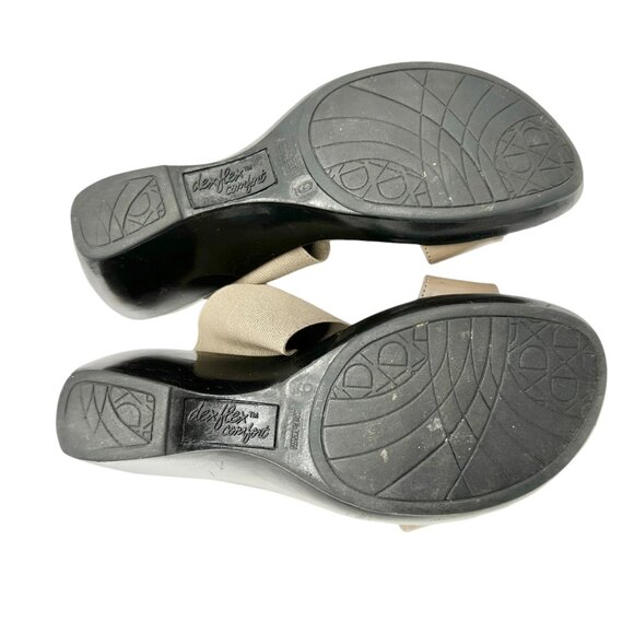 Dexflex Comfort Sandals Size 9 Taupe 2.5 inch Black Wedge Heels Studded Slip On - Picture 5 of 8